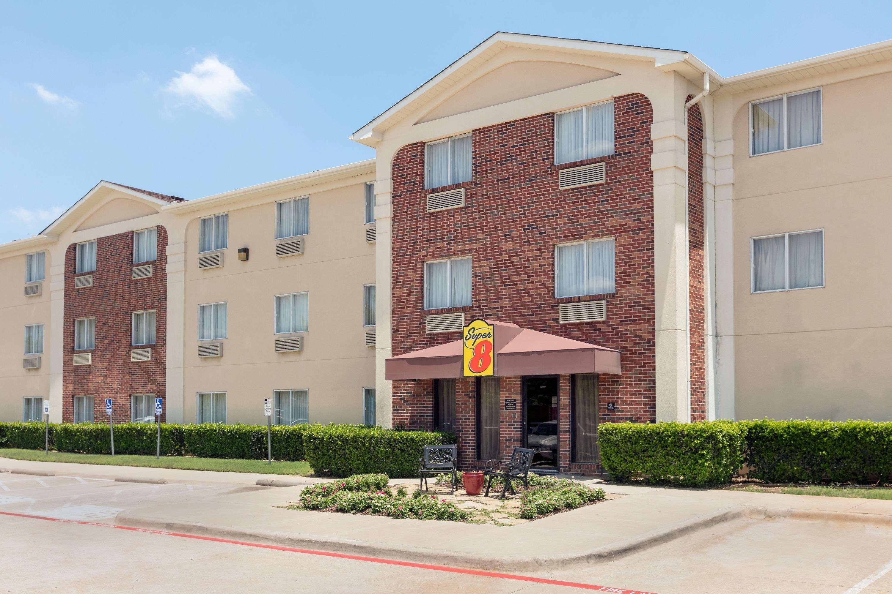 Hotel Super 8 By Wyndham Grapevine/Dfw Airport Northwest Exterior foto